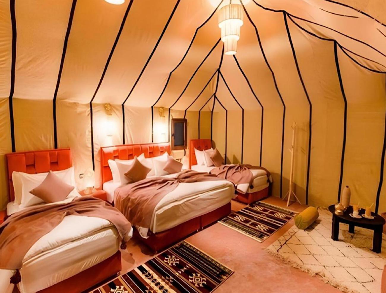 Готель Sahara Traveling Camp Мерзуга Екстер'єр фото