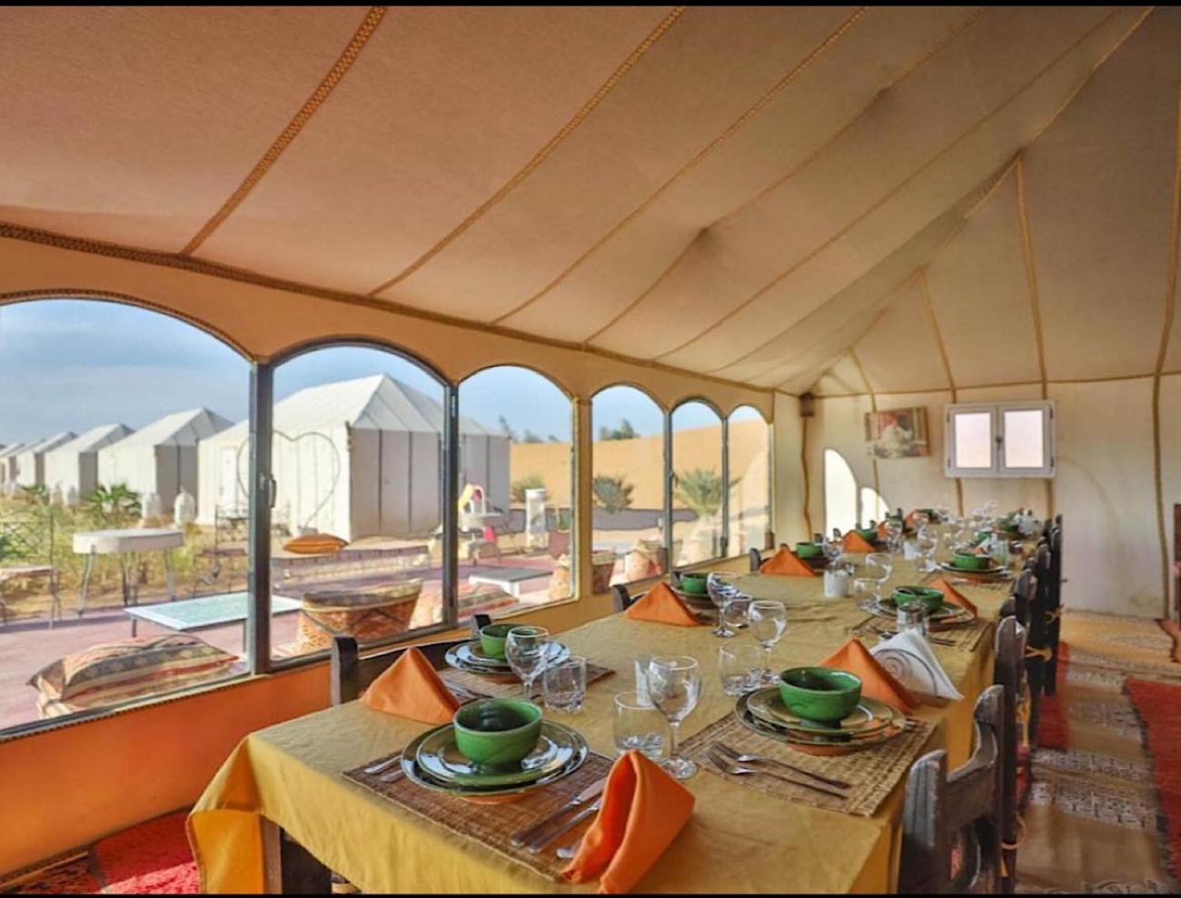 Готель Sahara Traveling Camp Мерзуга Екстер'єр фото