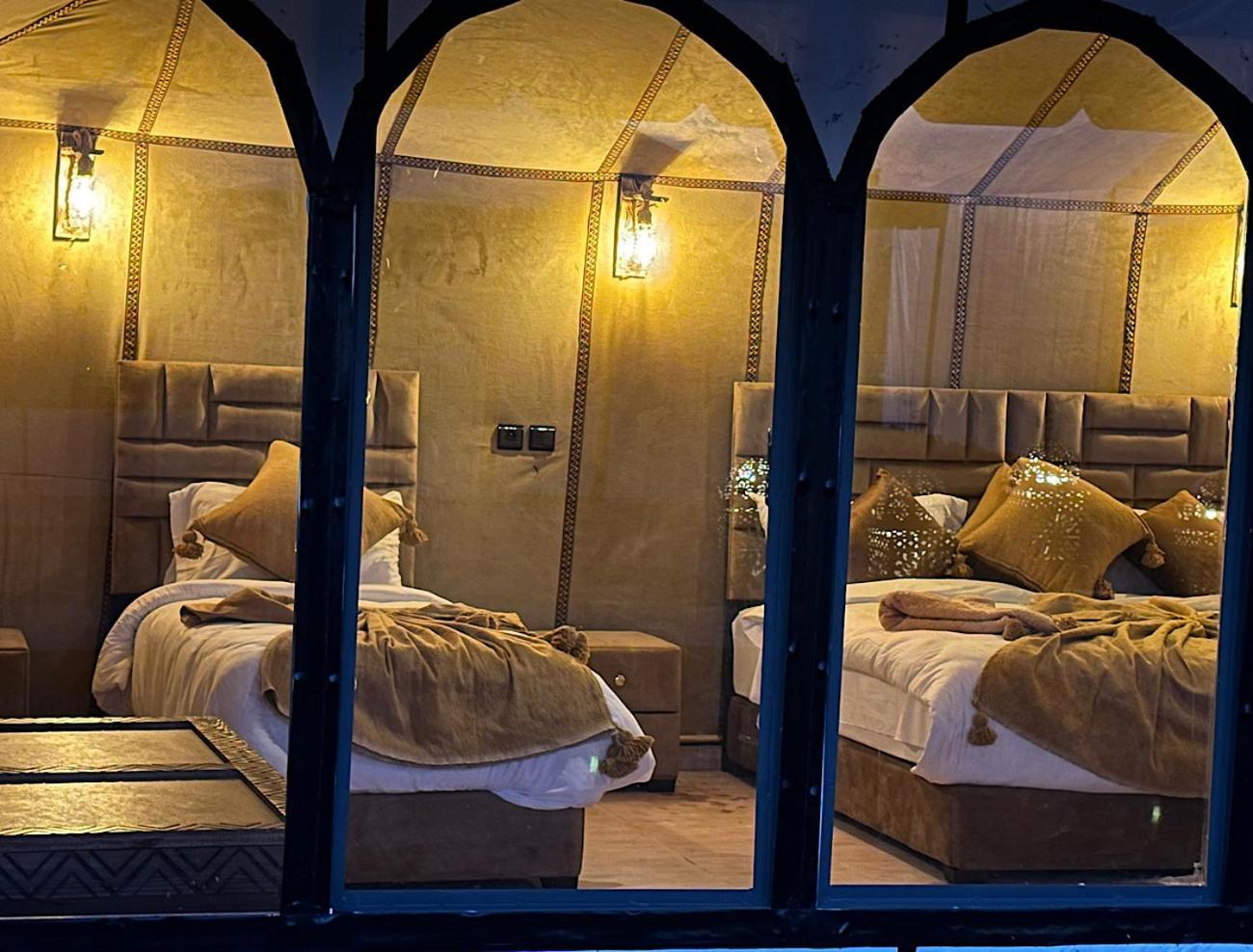 Готель Sahara Traveling Camp Мерзуга Екстер'єр фото